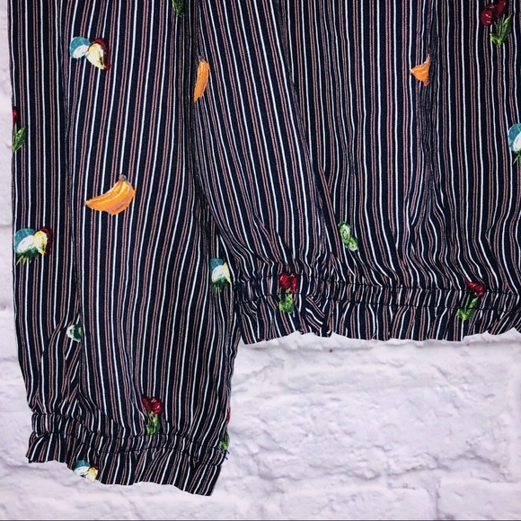 NWOT ONE CLOTHING Fruit Off Shoulder Top - Picture 4 of 7